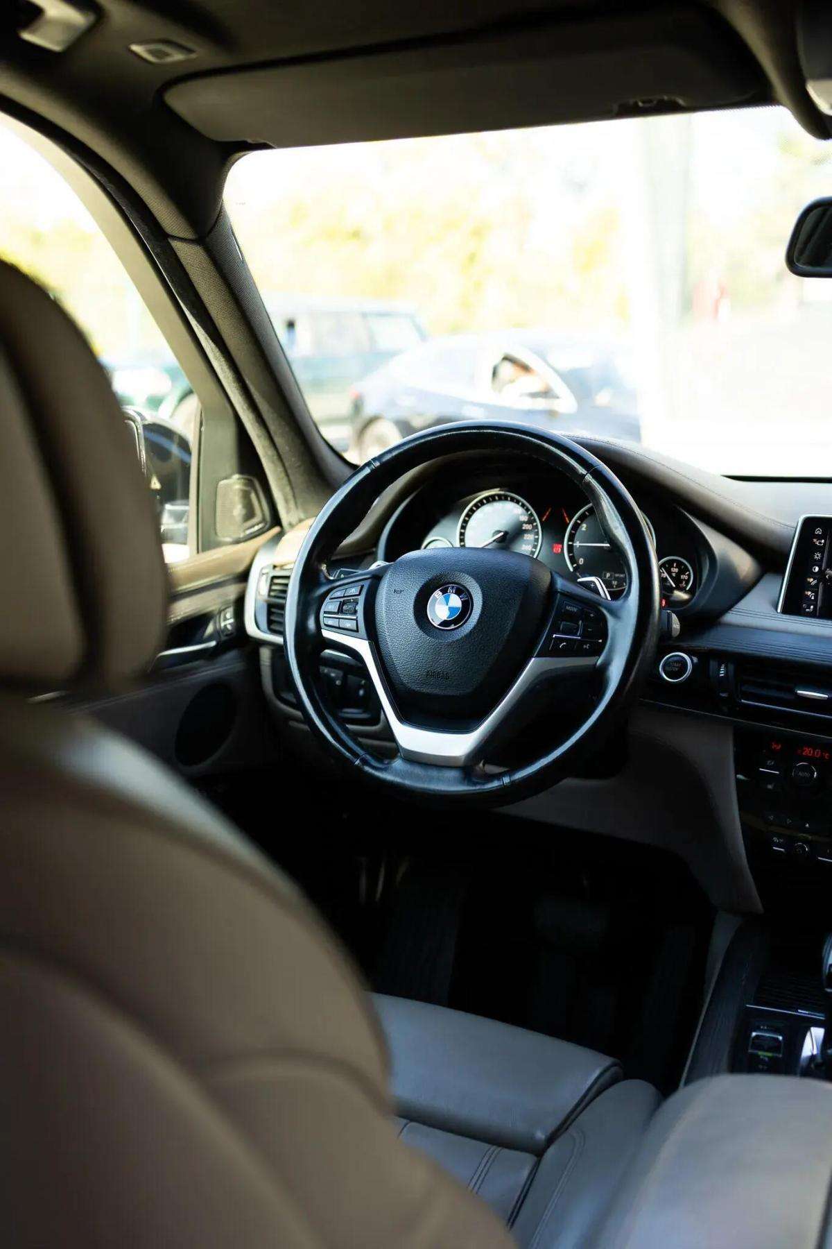 bmw-x5-2016-hibrido-a-gasolina-1997cc