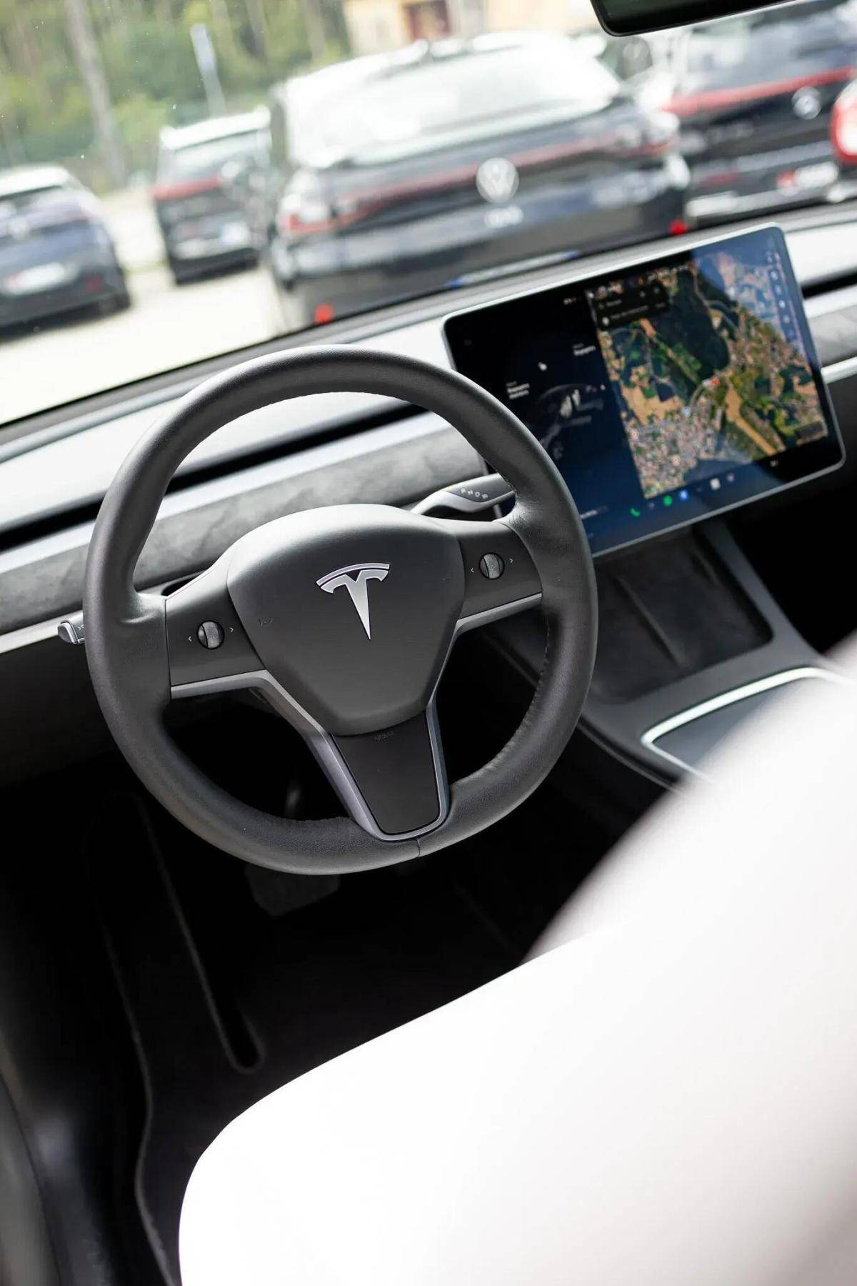 tesla-model-y-2021-eletrico-0cc