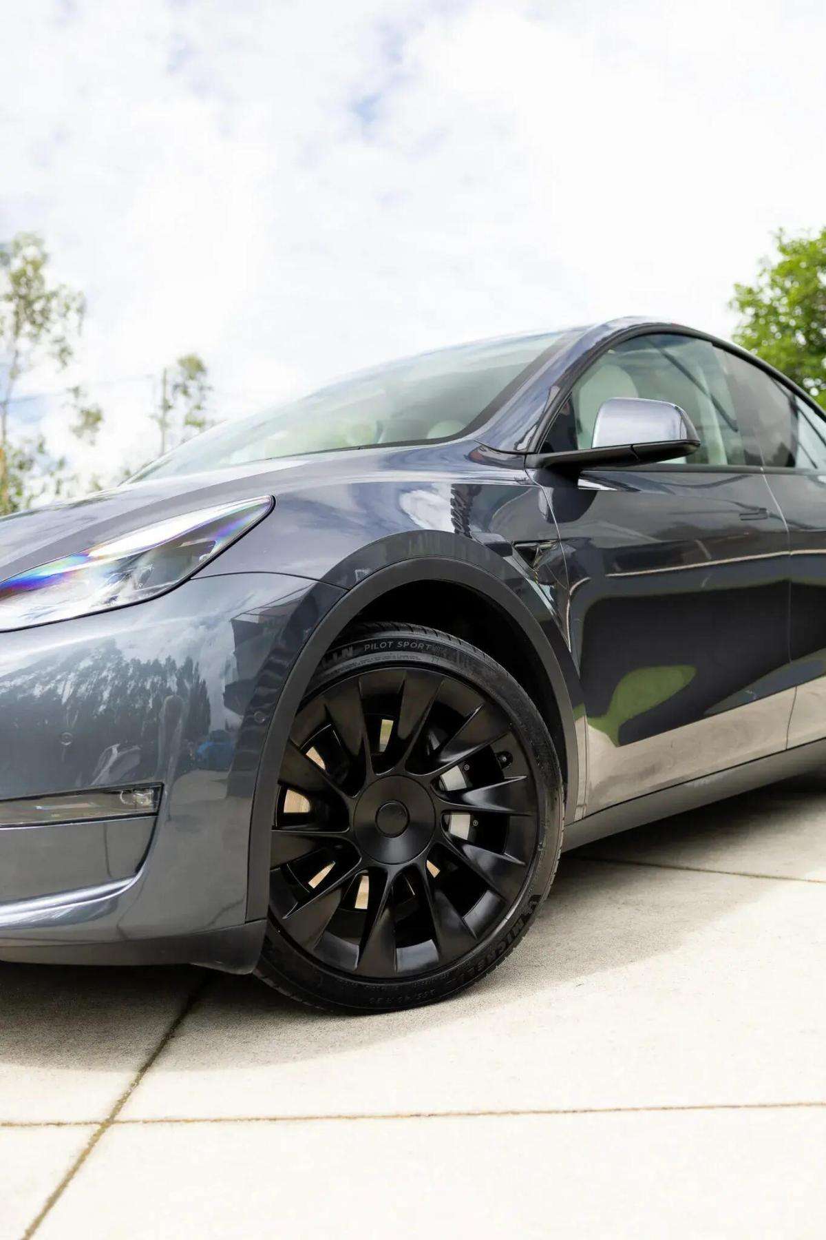 tesla-model-y-2021-eletrico-0cc