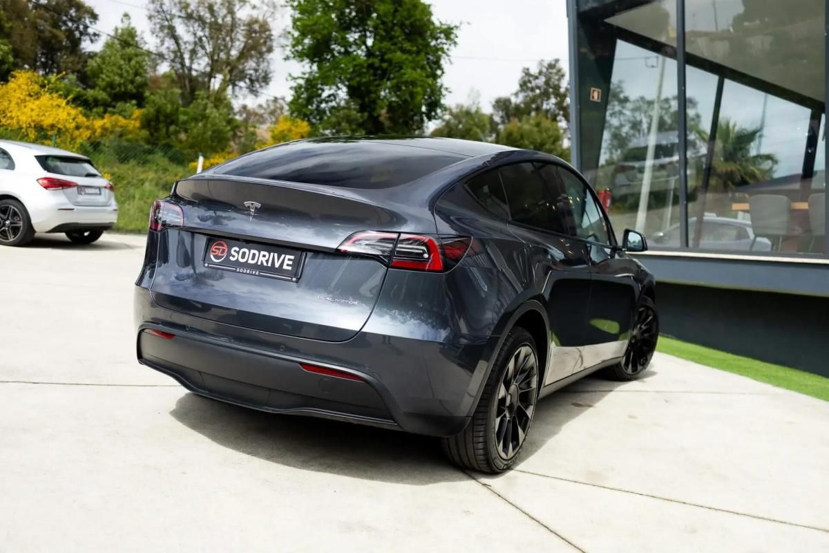 tesla-model-y-2021-eletrico-0cc