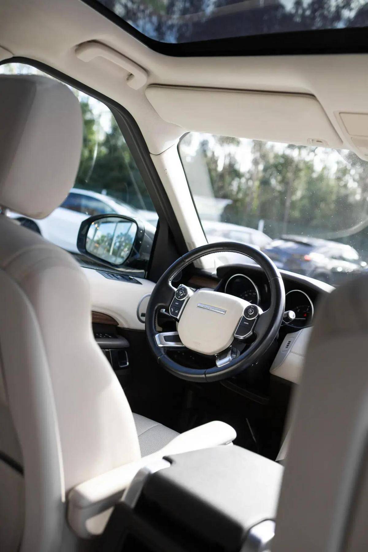 land-rover-discovery-2017-diesel-2993cc