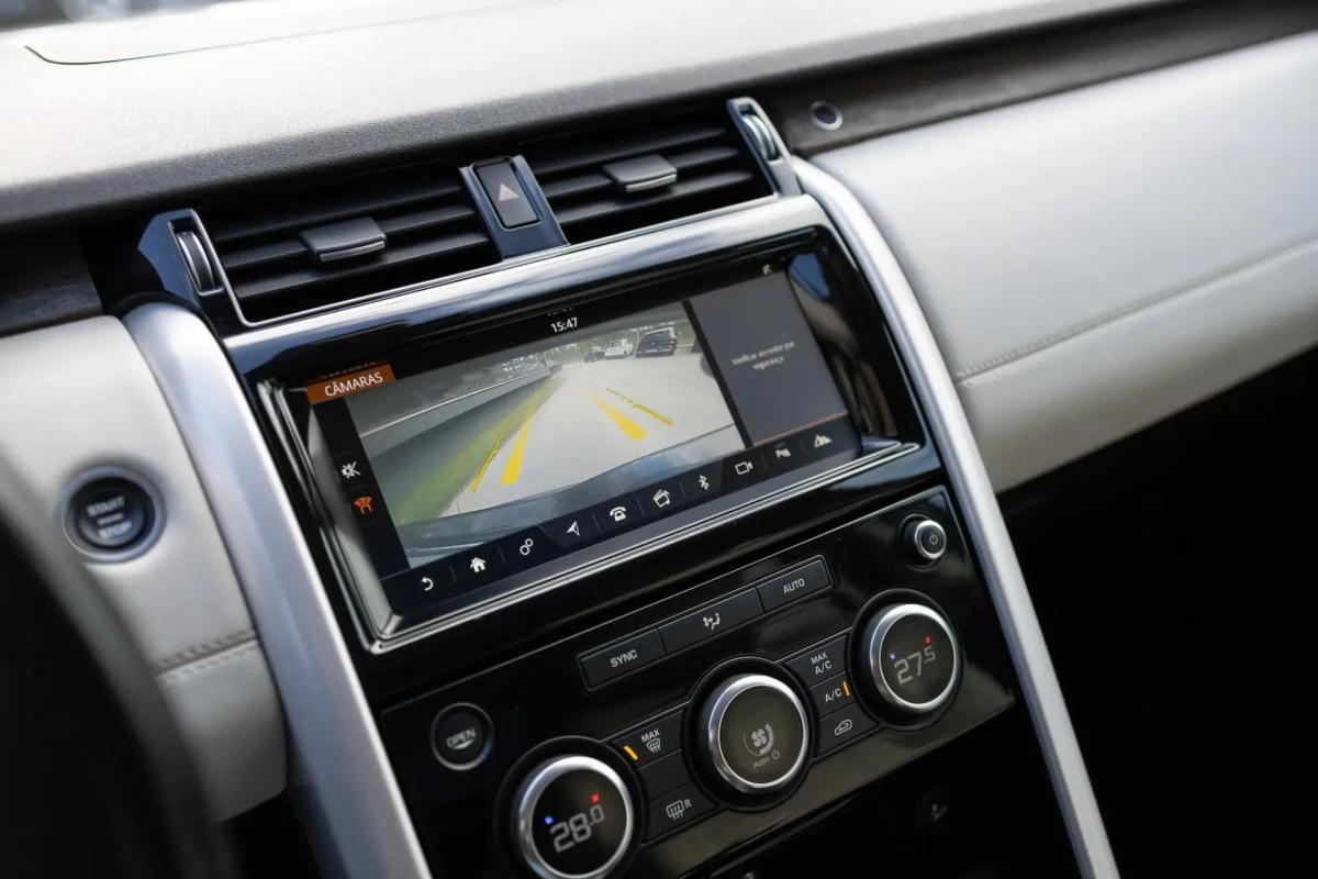 land-rover-discovery-2017-diesel-2993cc