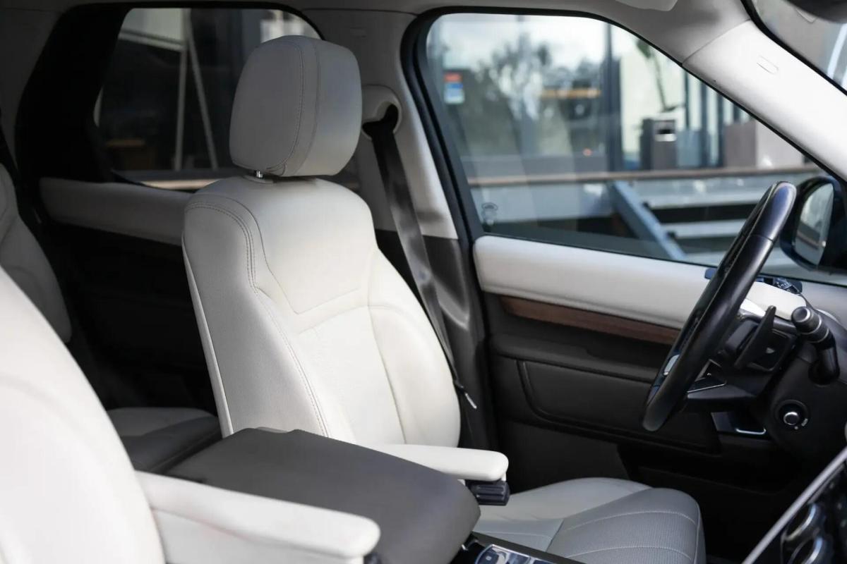 land-rover-discovery-2017-diesel-2993cc
