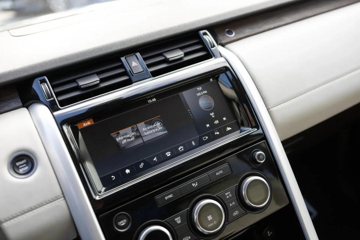land-rover-discovery-2017-diesel-2993cc