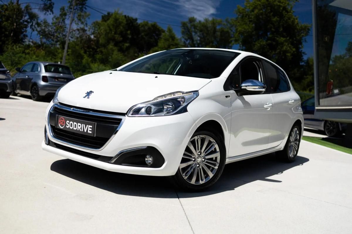 peugeot-208-2017-diesel-1560cc