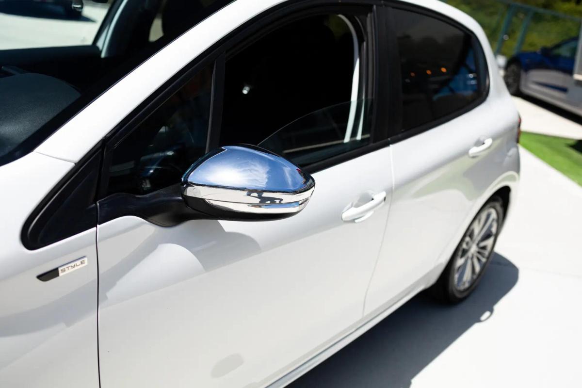 peugeot-208-2017-diesel-1560cc