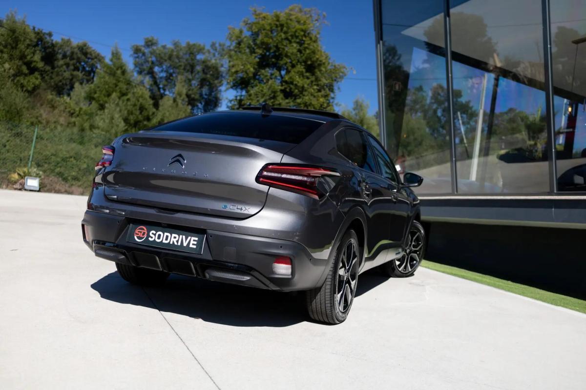 citroen-e-c4-x-2022-eletrico-0cc