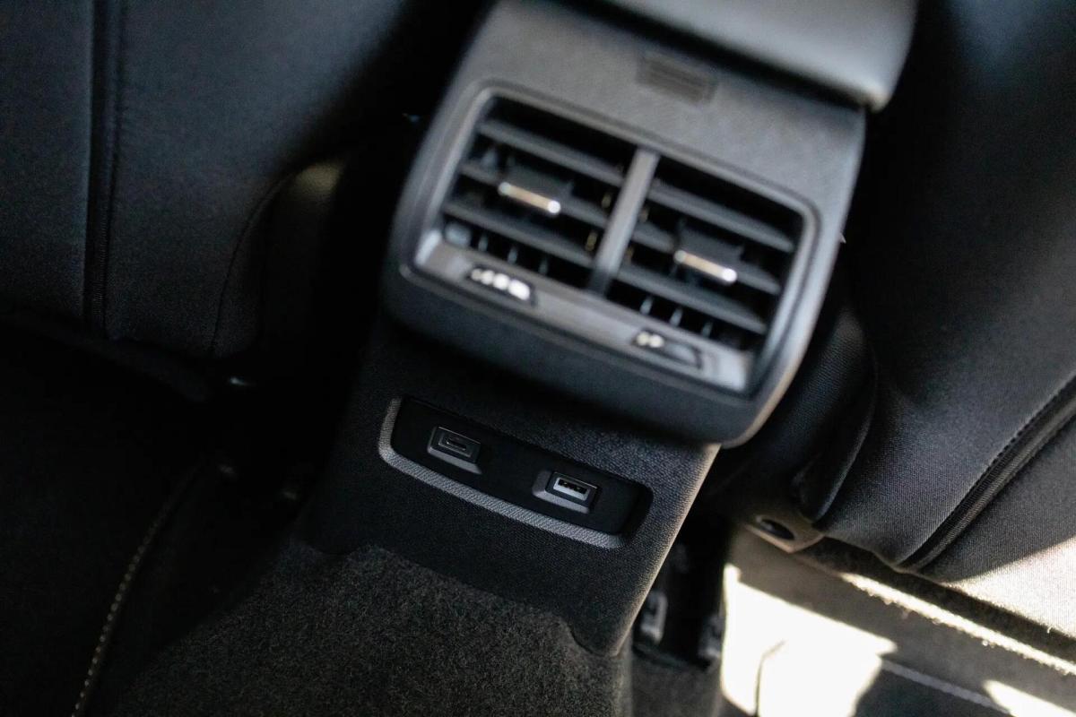 citroen-e-c4-x-2022-eletrico-0cc