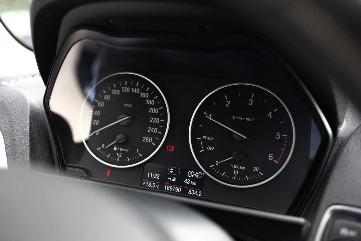 bmw-serie-1-116-d-2016-diesel-1496cc