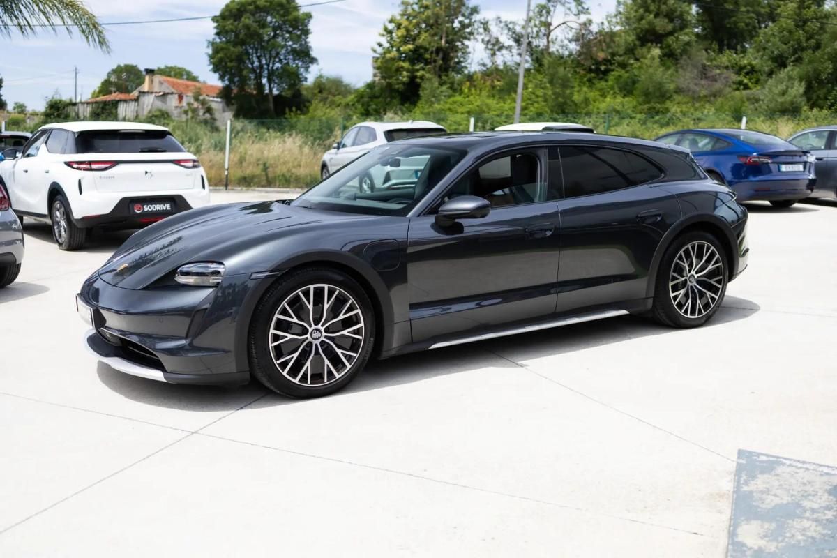 porsche-taycan-2022-eletrico-0cc