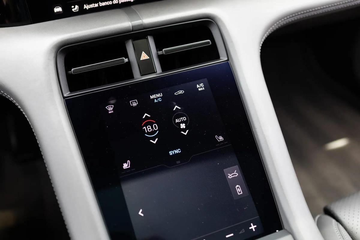porsche-taycan-2022-eletrico-0cc