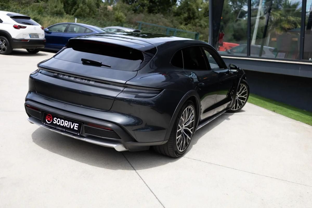 porsche-taycan-2022-eletrico-0cc