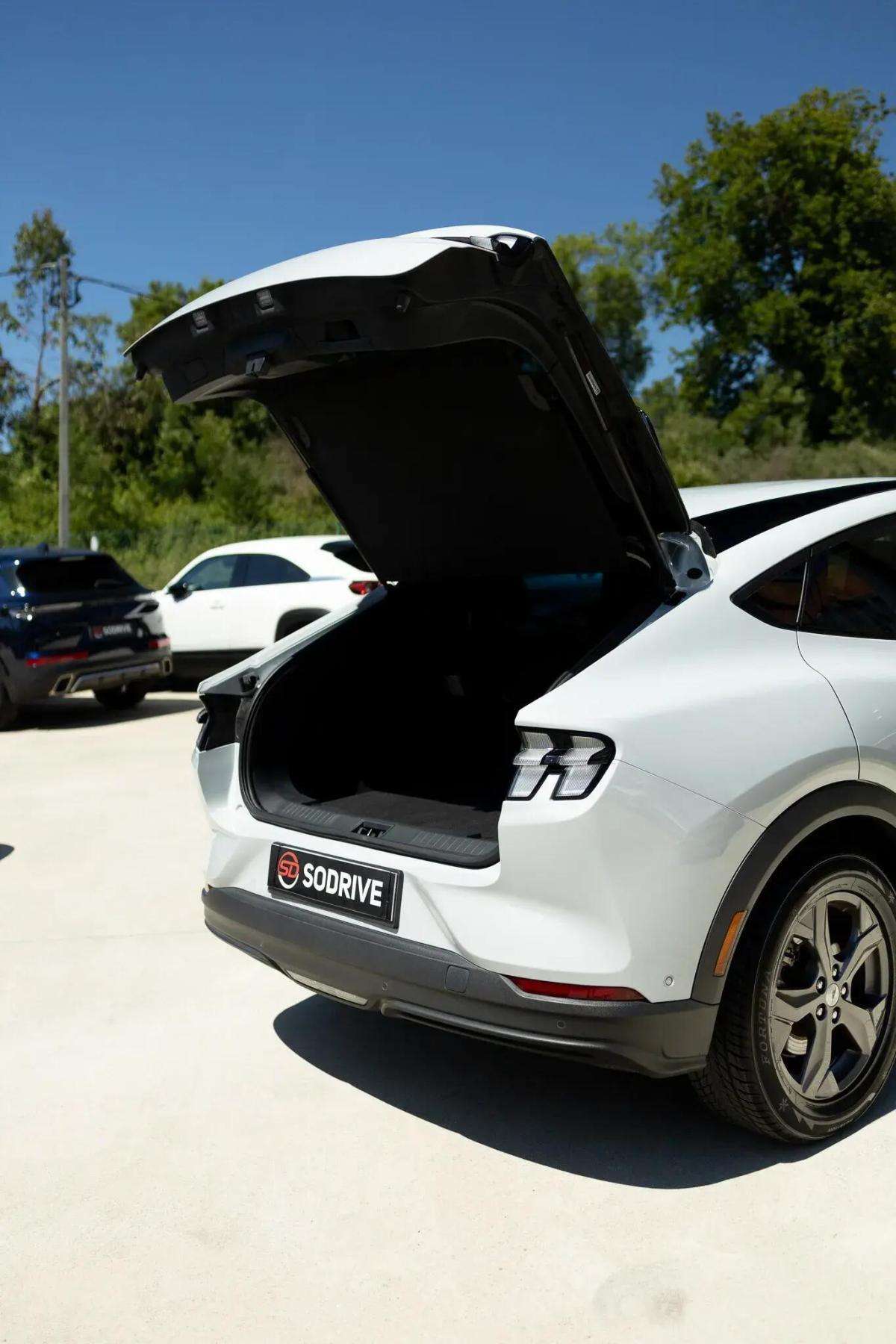 ford-mustang-mach-e-2023-eletrico-0cc