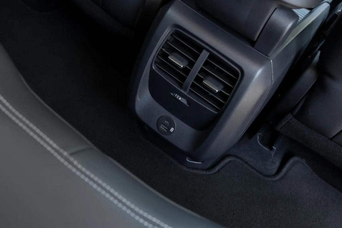 ford-mustang-mach-e-2023-eletrico-0cc