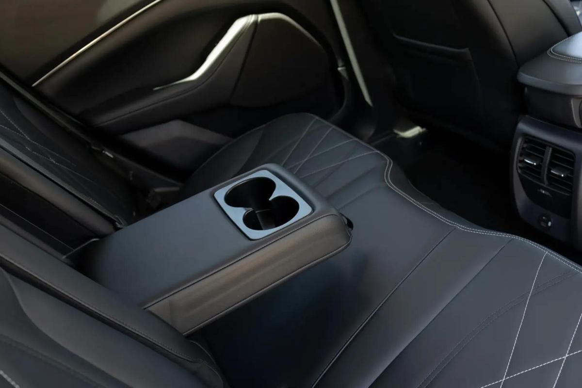 ford-mustang-mach-e-2023-eletrico-0cc