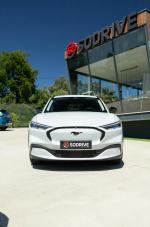 ford-mustang-mach-e-2023-eletrico-0cc