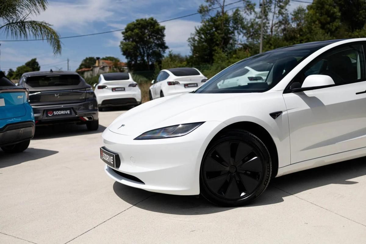 tesla-model-3-2025-eletrico-0cc