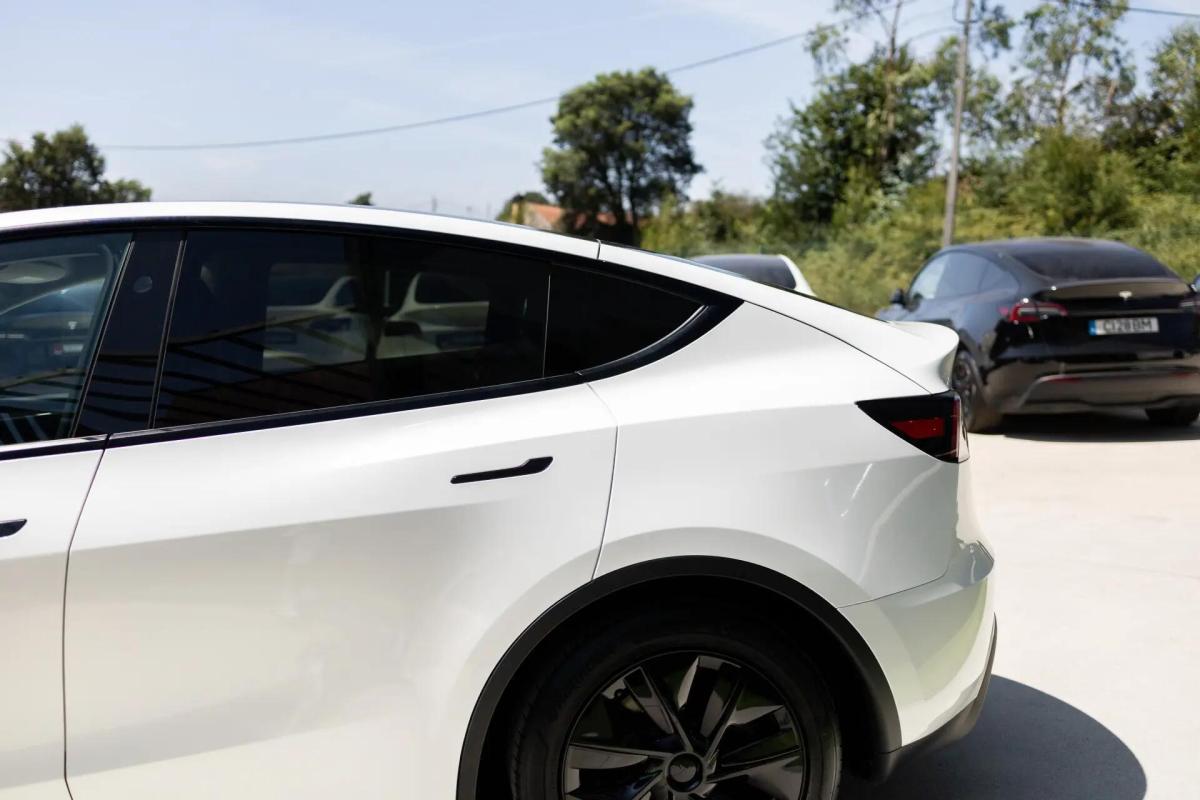 tesla-model-y-2024-eletrico-0cc