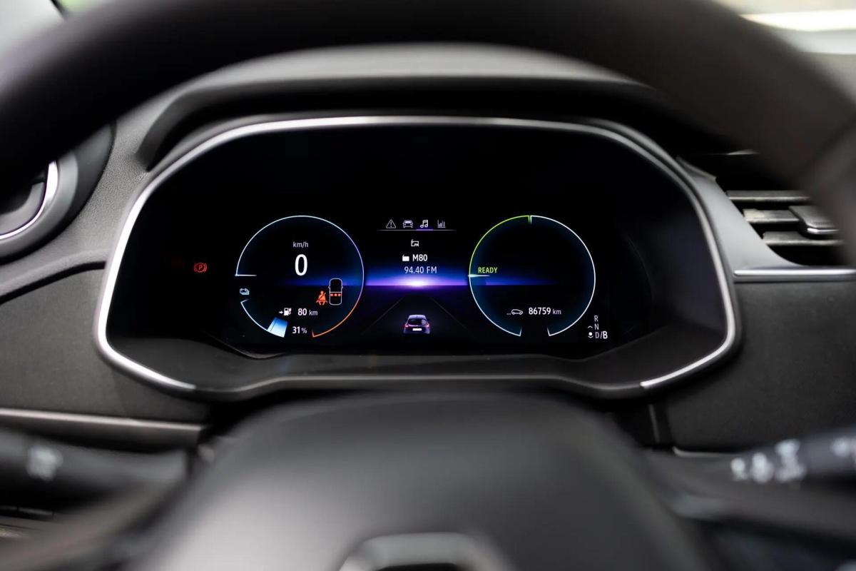 renault-zoe-2021-eletrico-0cc