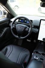 ford-mustang-mach-e-2021-eletrico-0cc