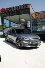 ford-mustang-mach-e-2021-eletrico-0cc