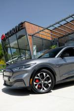 ford-mustang-mach-e-2021-eletrico-0cc