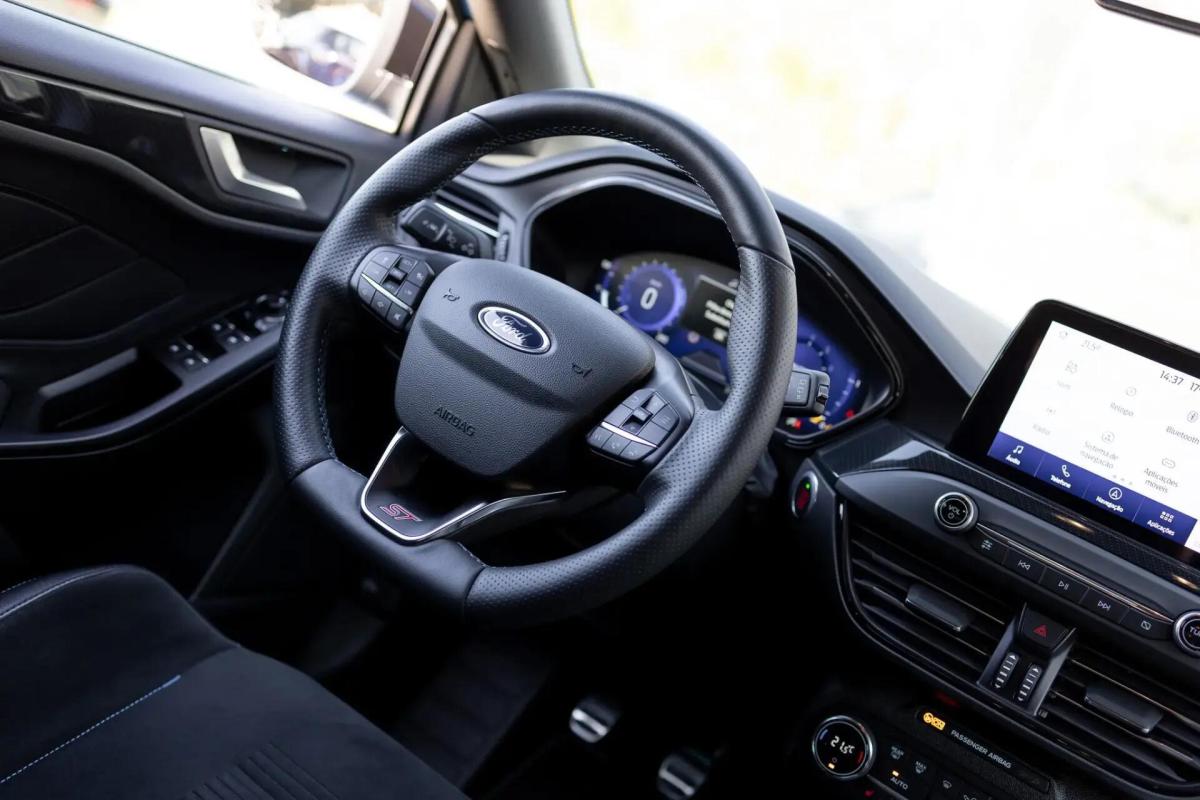 ford-focus-2022-gasolina-2261cc