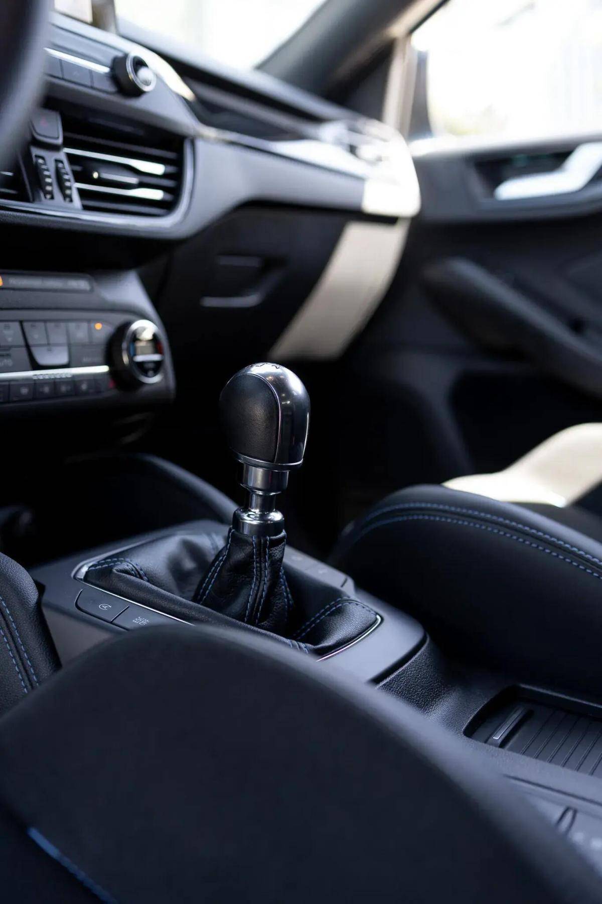 ford-focus-2022-gasolina-2261cc