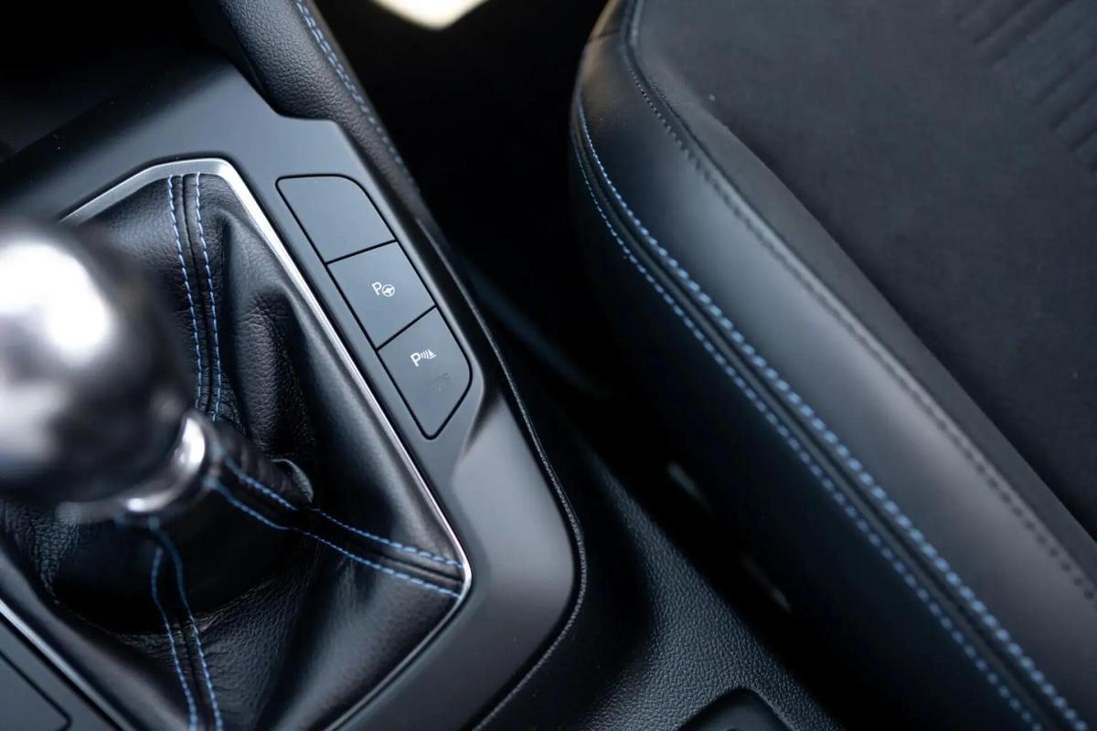 ford-focus-2022-gasolina-2261cc