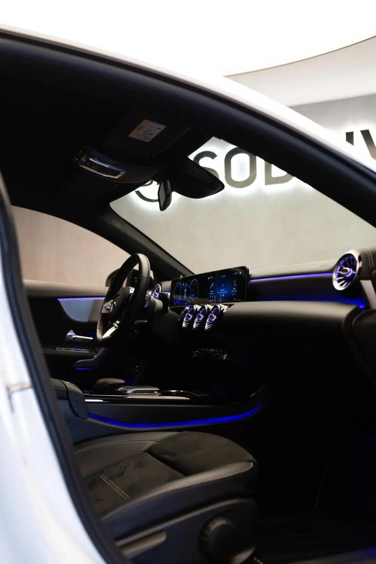 mercedes-benz-cla-2020-hibrido-a-gasolina-1332cc