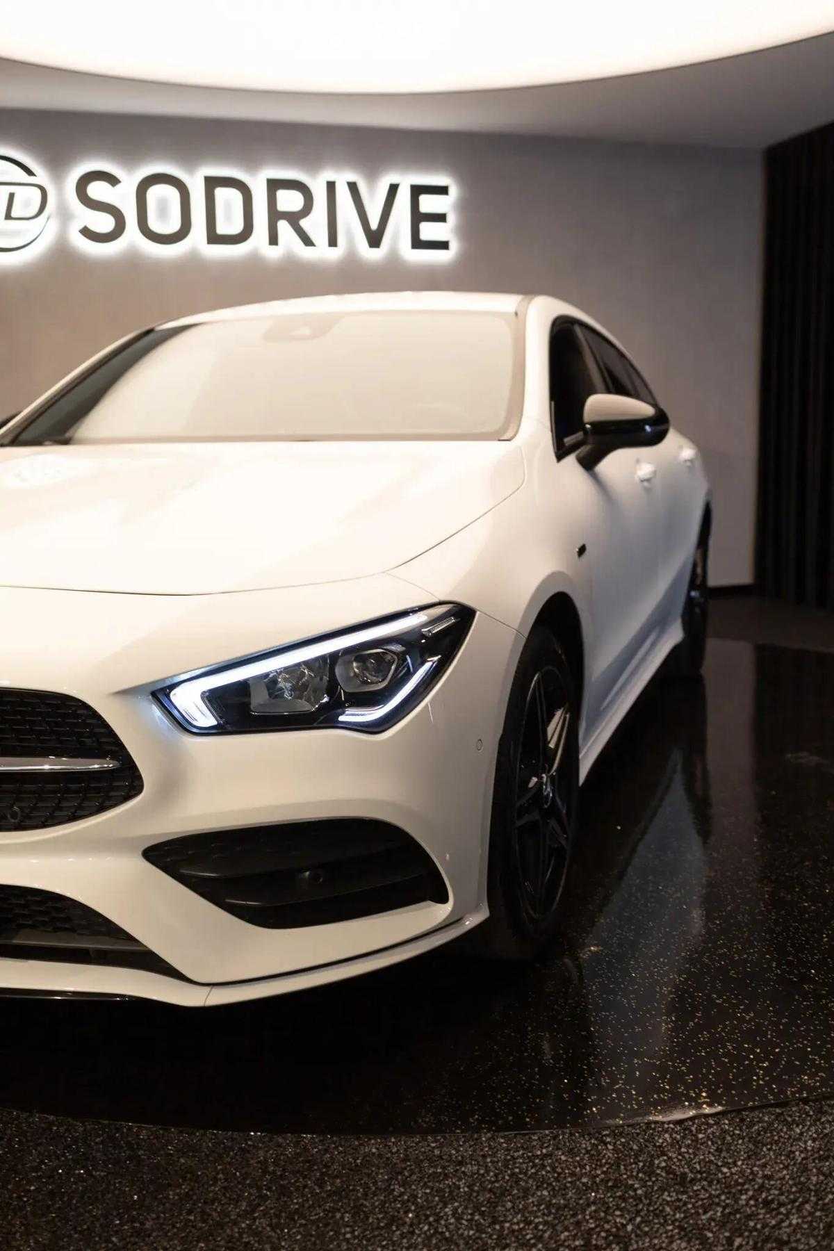 mercedes-benz-cla-2020-hibrido-a-gasolina-1332cc