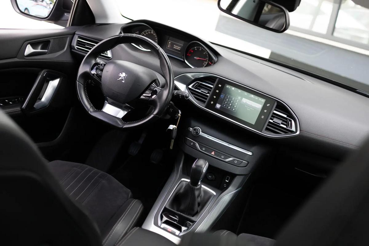 peugeot-308-sw-2015-diesel-1560cc