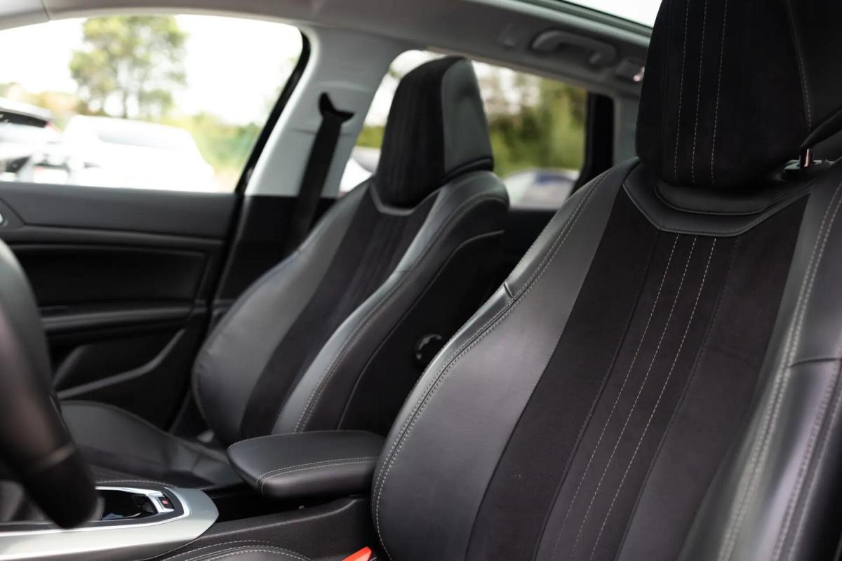peugeot-308-sw-2015-diesel-1560cc