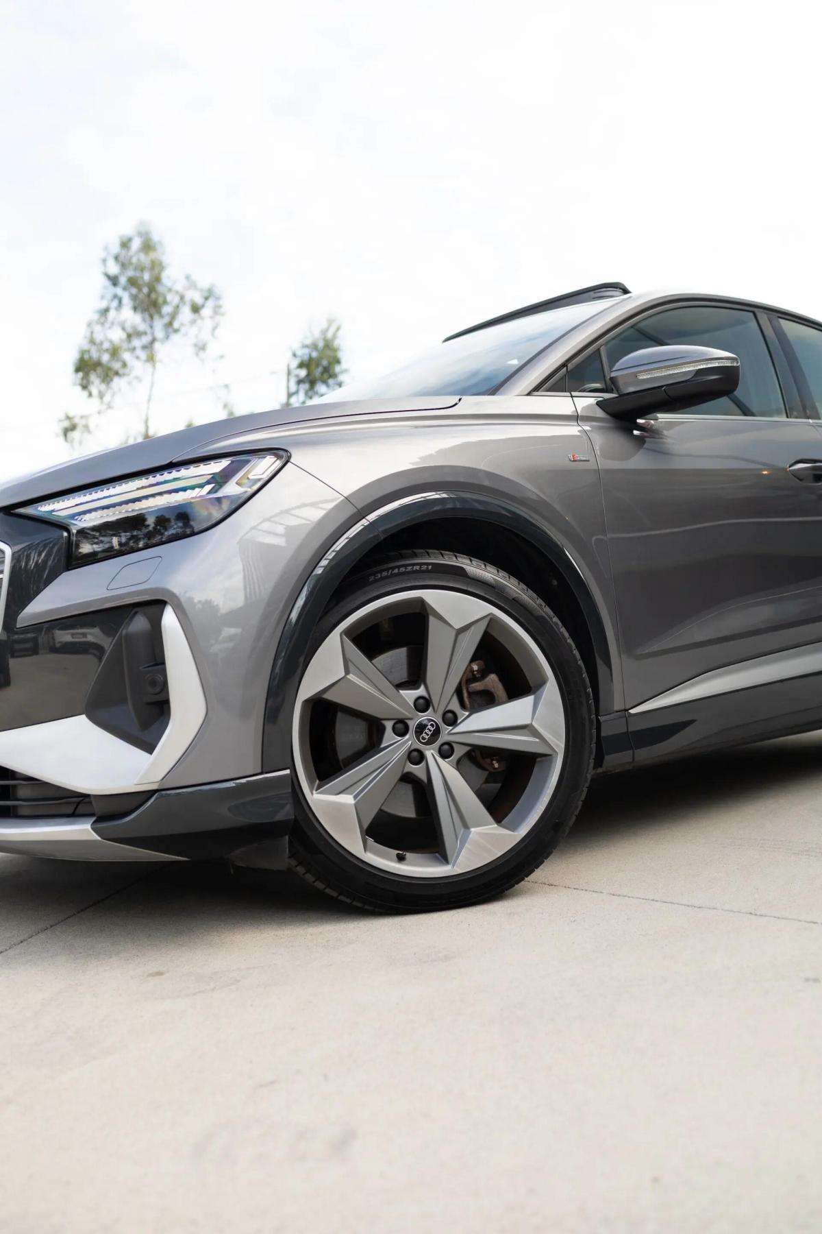 audi-q4-e-tron-2022-eletrico-0cc