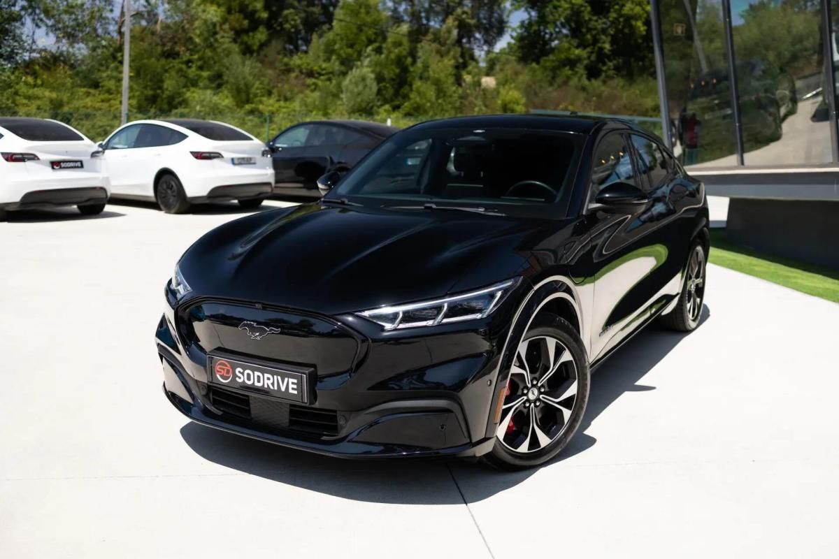 ford-mustang-mach-e-2022-eletrico-0cc