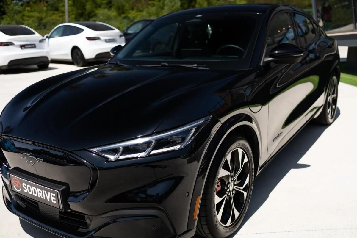 ford-mustang-mach-e-2022-eletrico-0cc