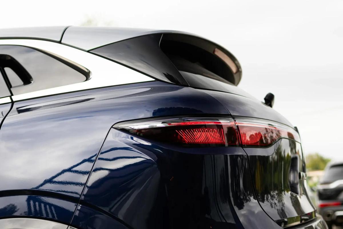 renault-megane-e-tech-2022-eletrico-0cc