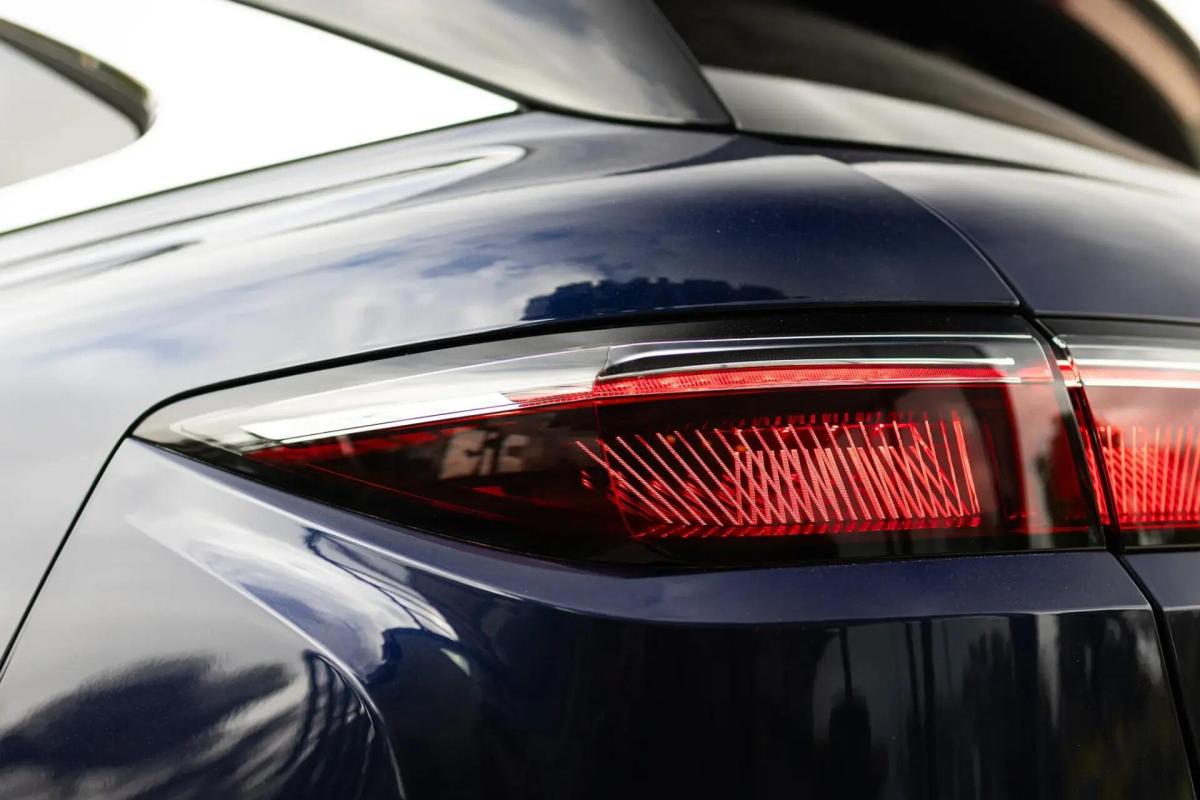 renault-megane-e-tech-2022-eletrico-0cc