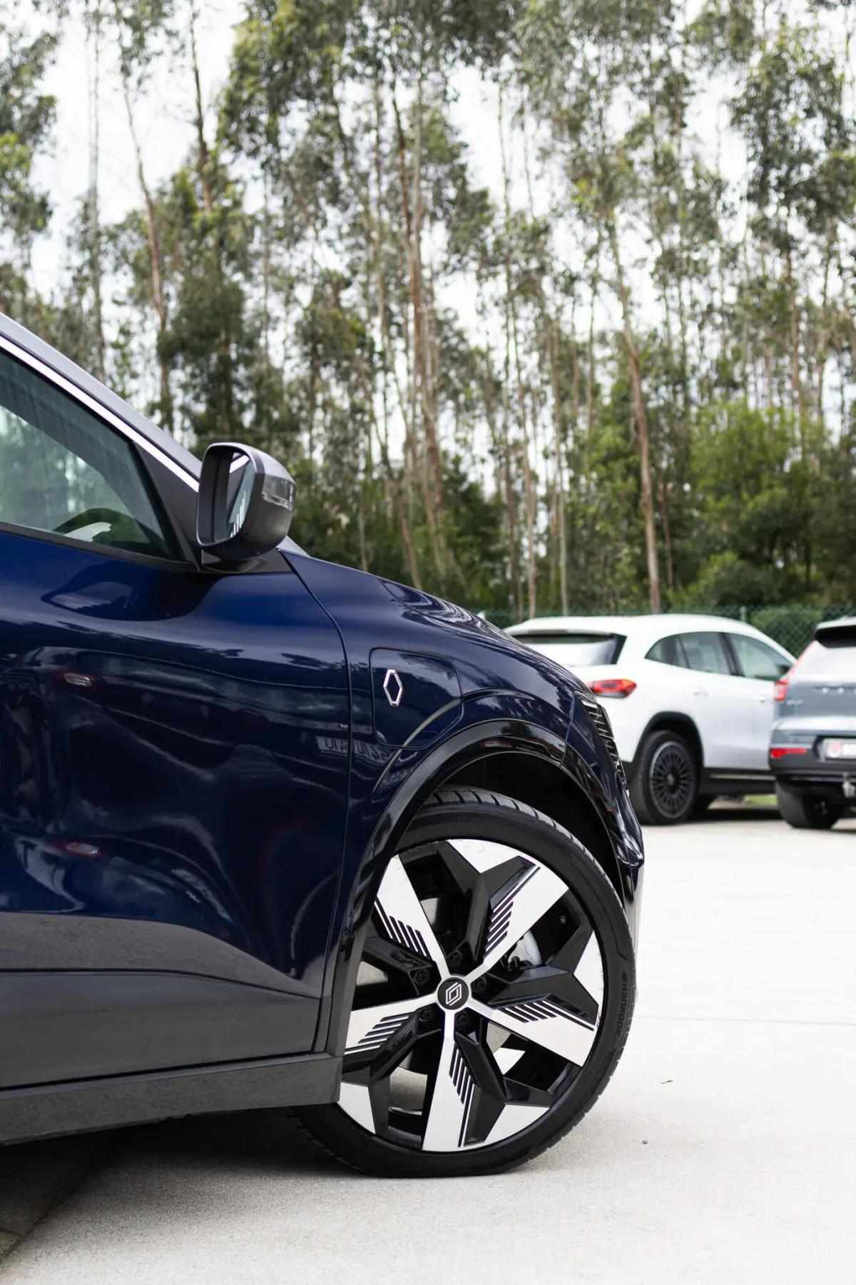 renault-megane-e-tech-2022-eletrico-0cc