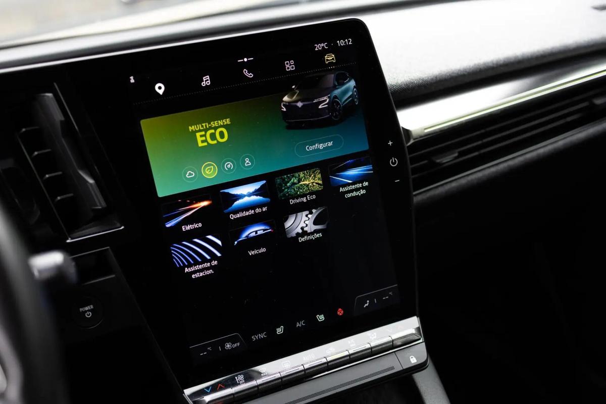 renault-megane-e-tech-2022-eletrico-0cc