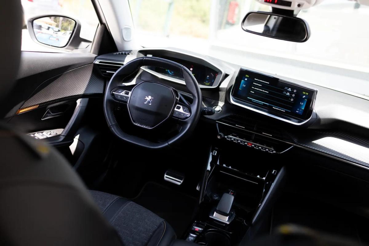 peugeot-e-2008-2021-eletrico-0cc