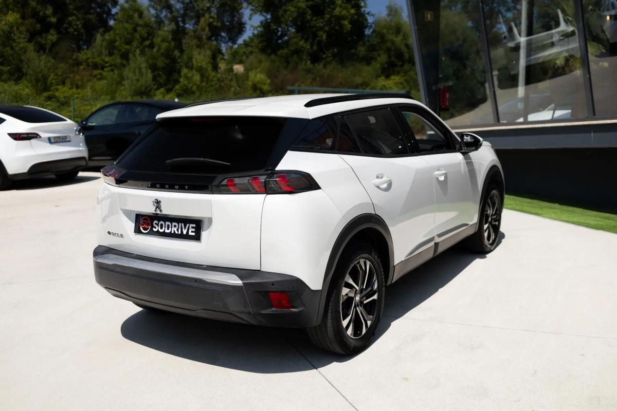 peugeot-e-2008-2021-eletrico-0cc