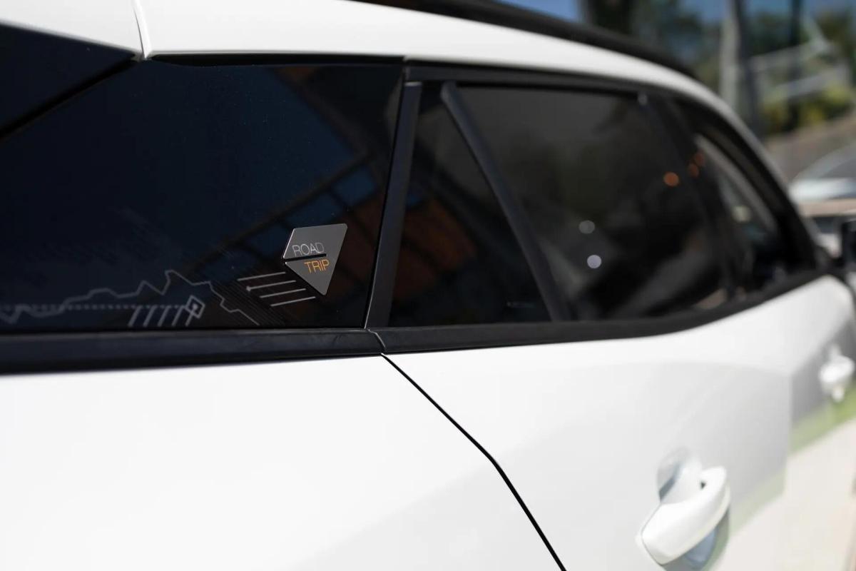 peugeot-e-2008-2021-eletrico-0cc