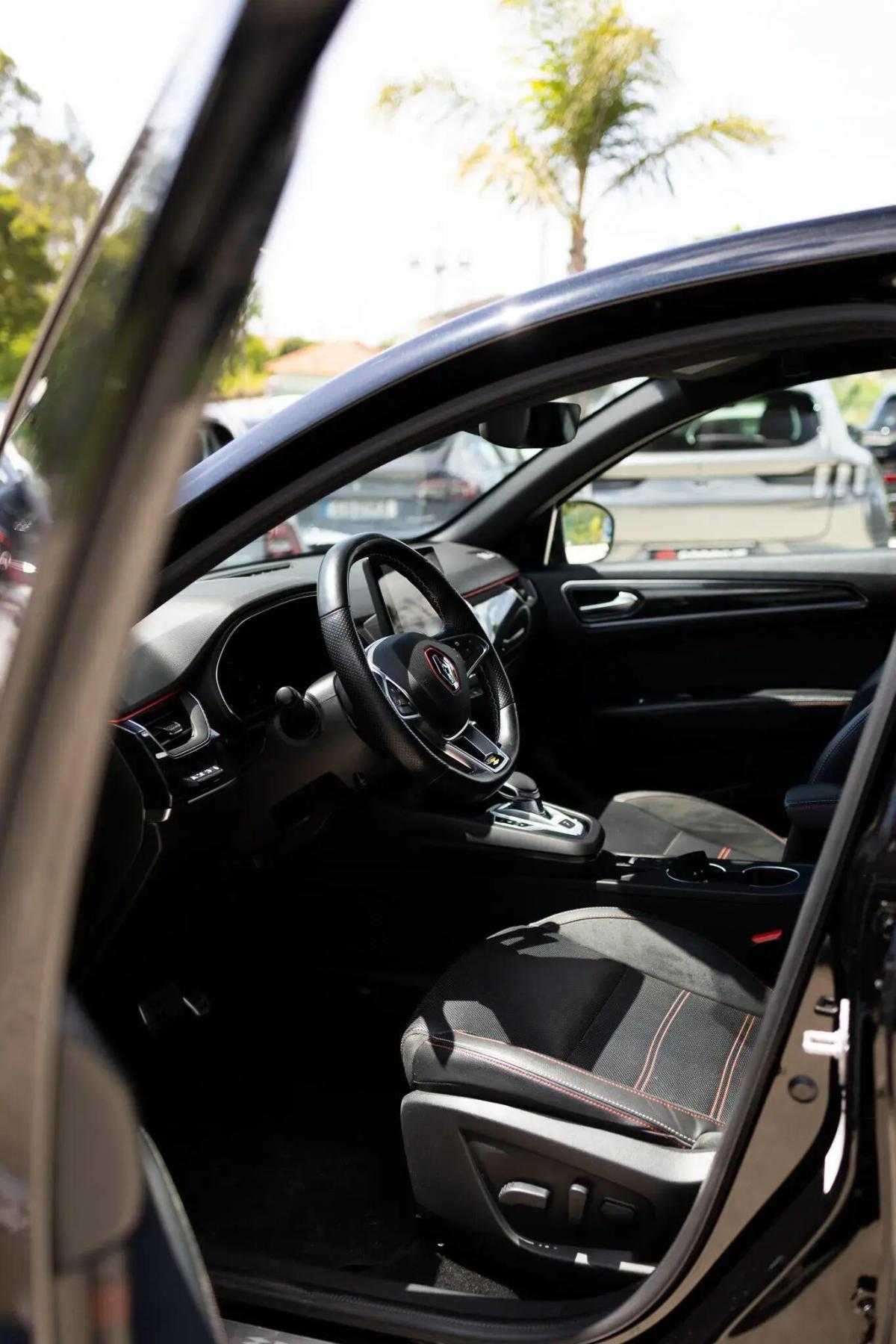 renault-arkana-2022-hibrido-a-gasolina-1598cc