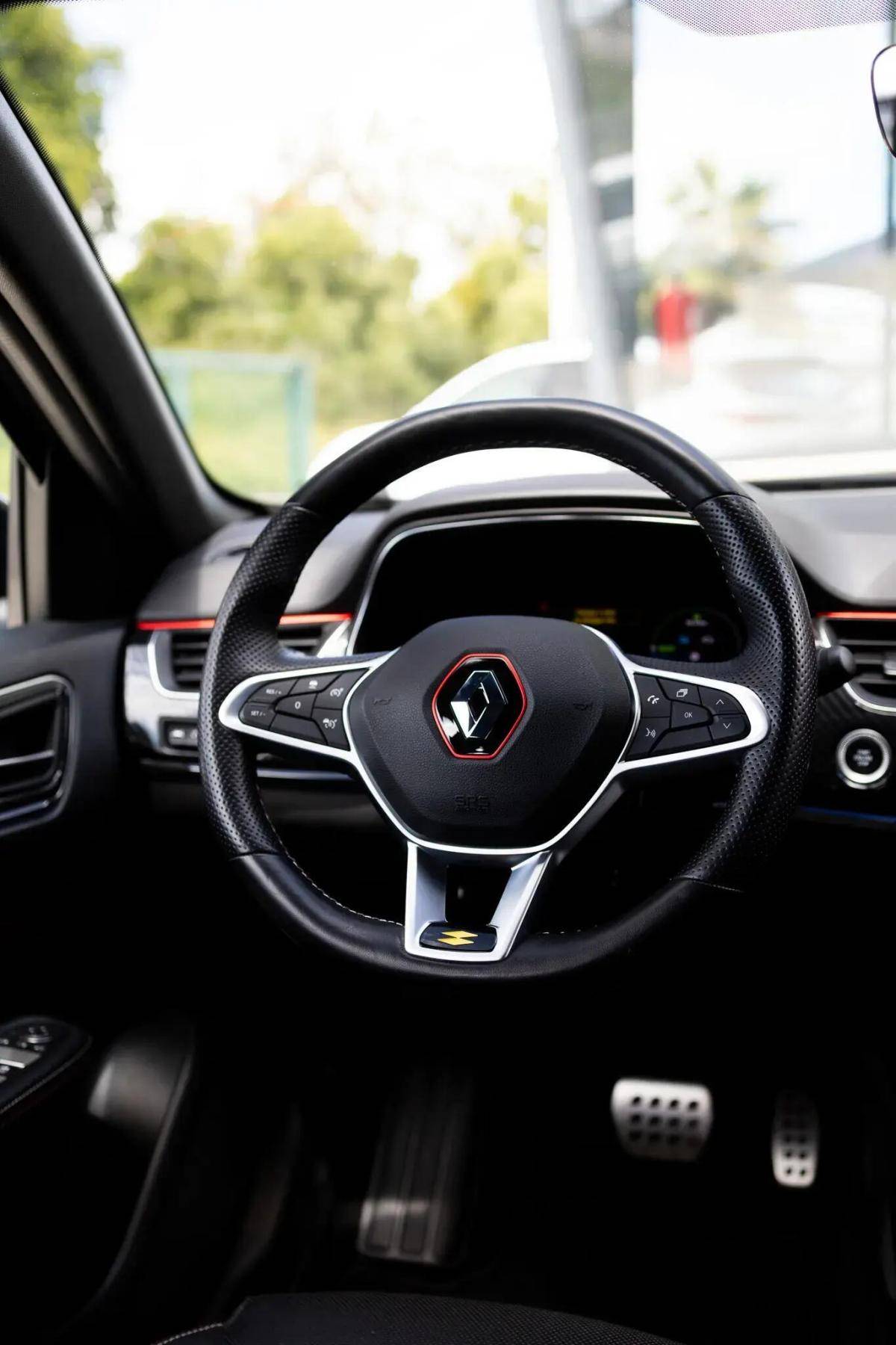 renault-arkana-2022-hibrido-a-gasolina-1598cc