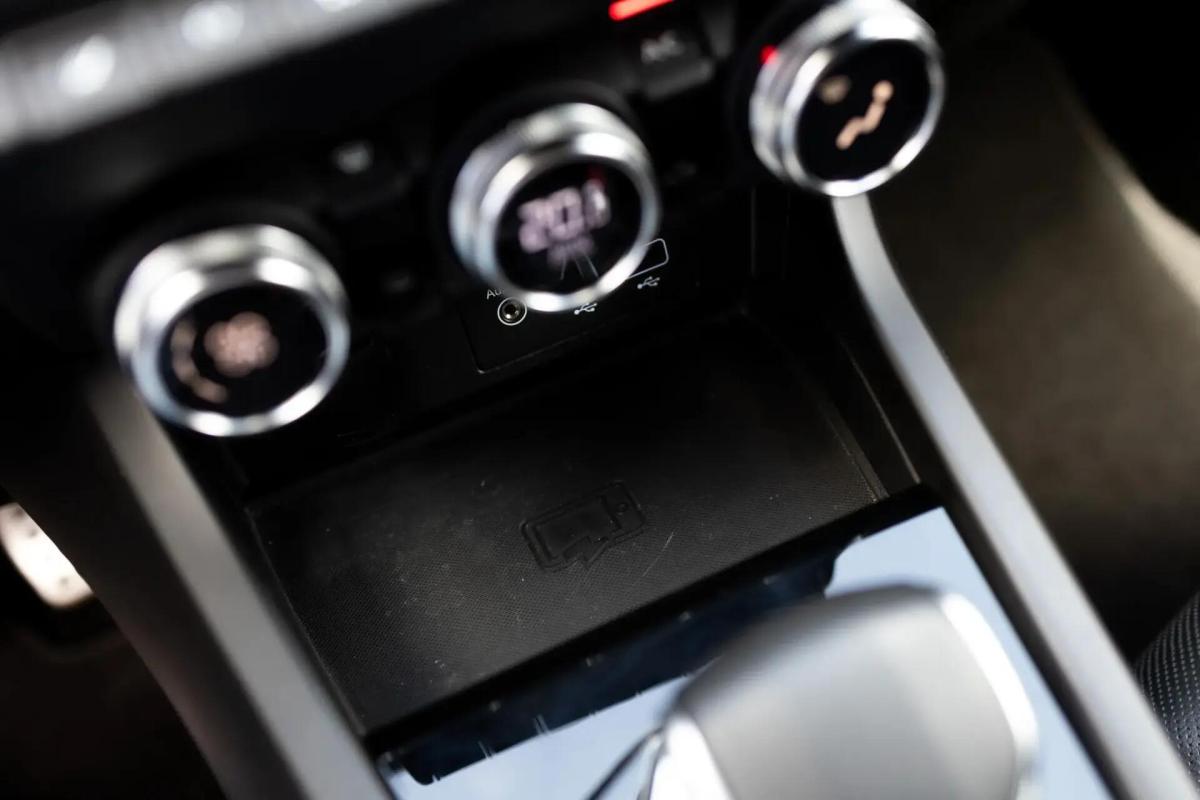 renault-arkana-2022-hibrido-a-gasolina-1598cc