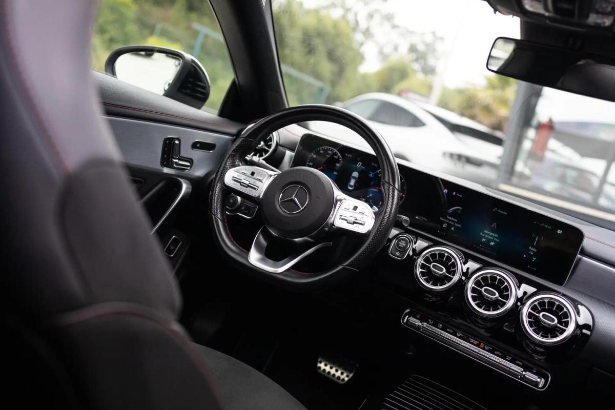 mercedes-benz-cla-220-d-2019-diesel-1950cc