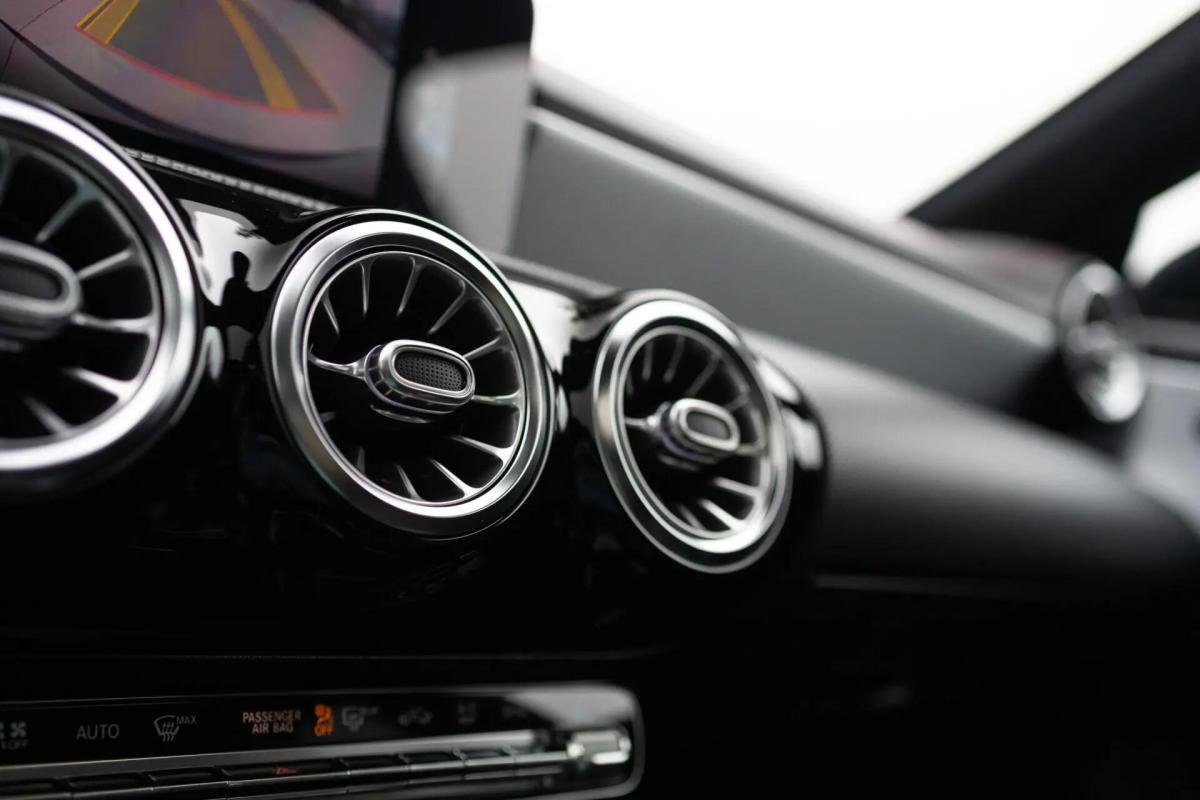 mercedes-benz-cla-220-d-2019-diesel-1950cc