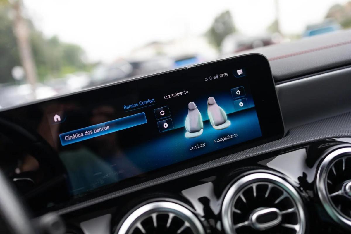 mercedes-benz-cla-220-d-2019-diesel-1950cc