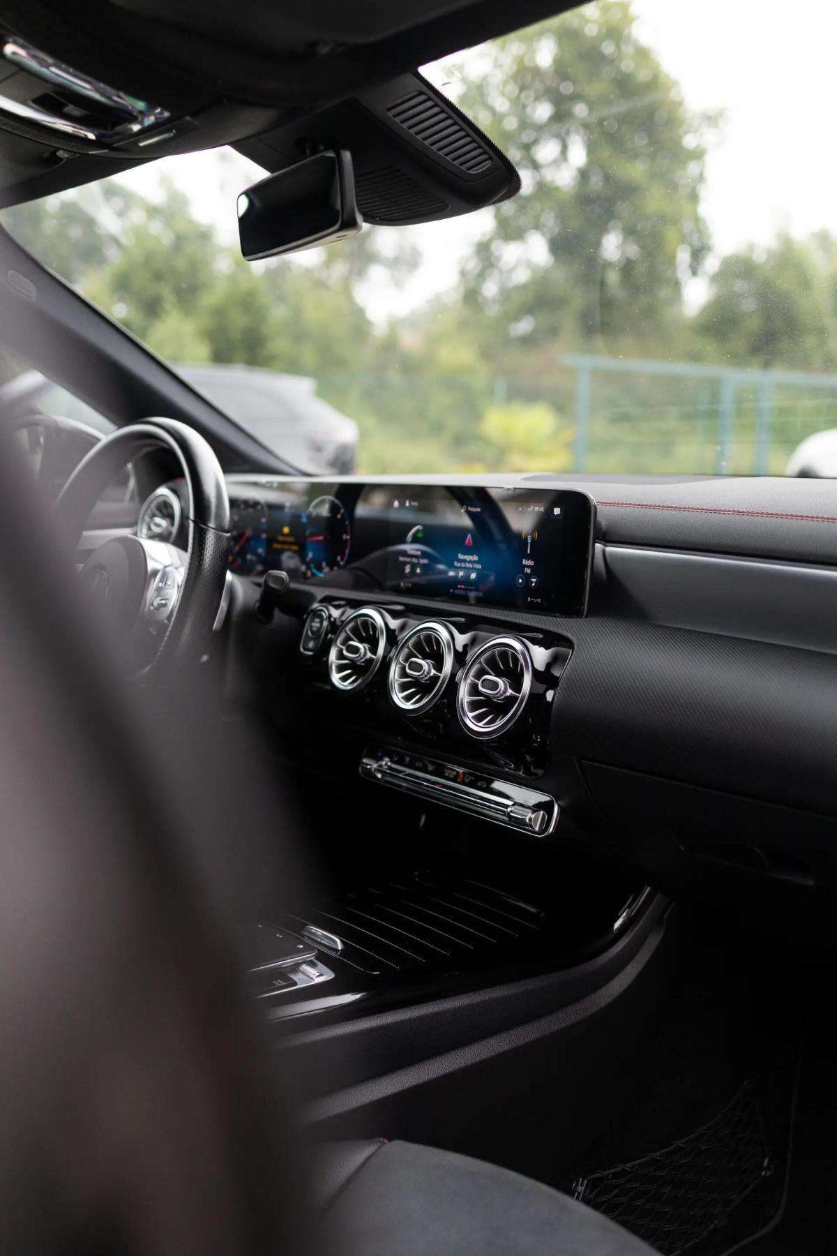 mercedes-benz-cla-220-d-2019-diesel-1950cc